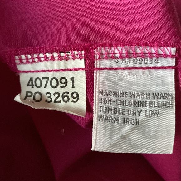 Foxcroft pink button down blouse size 8 - Picture 7 of 7